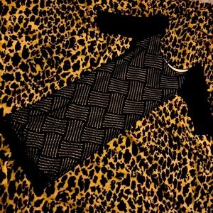 Bebe dress shows your curves no snags or stains